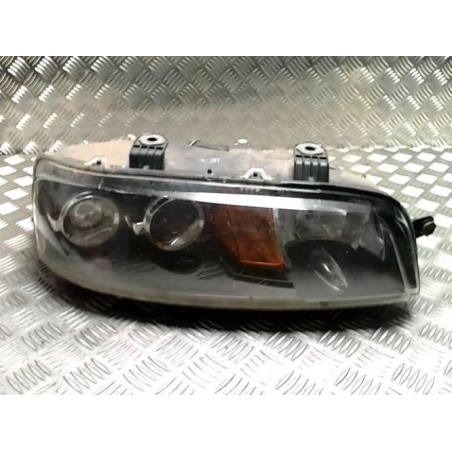 Optique avant principal droit (feux)(phare) FIAT PUNTO 2 PHASE 1 d’occasion