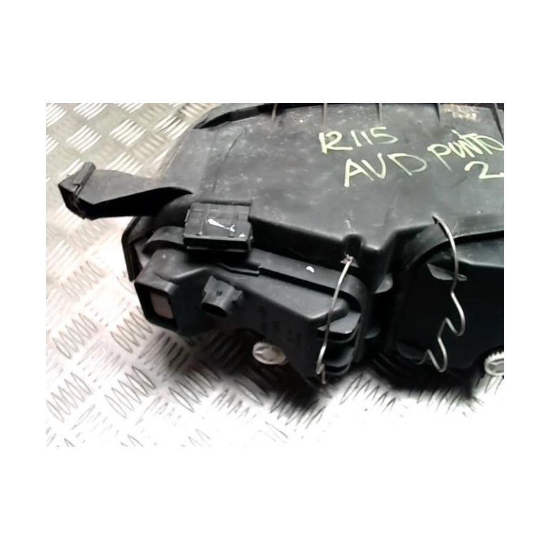 Optique avant principal droit (feux)(phare) FIAT PUNTO 2 PHASE 1 d’occasion