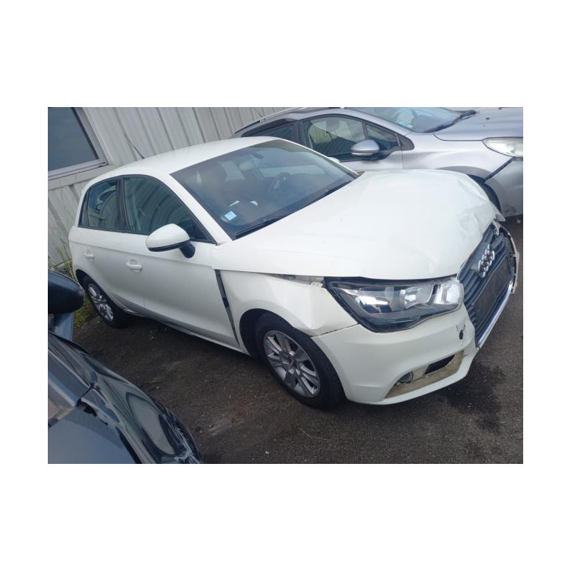 Feu arriere principal droit (feux) AUDI A1 1 SPORTBACK PHASE 1 d’occasion