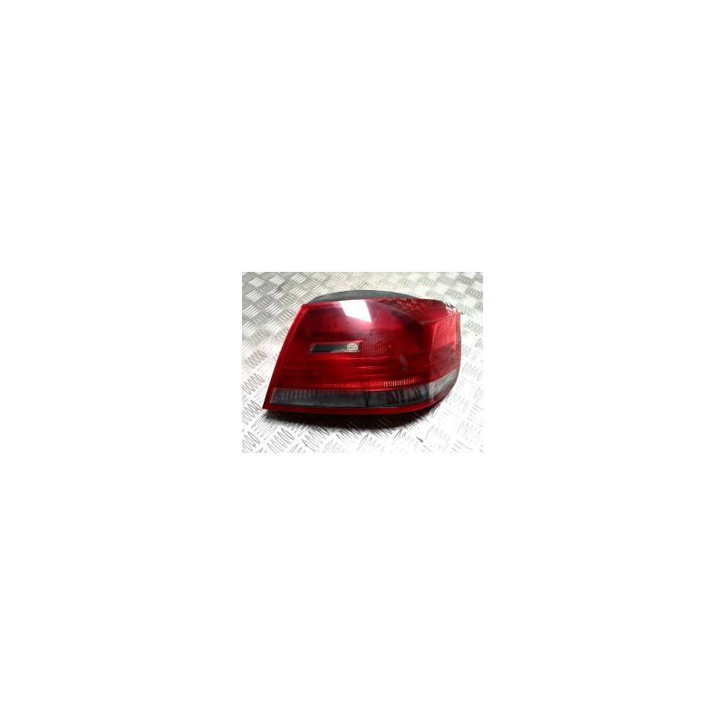 Feu arriere principal droit (feux) BMW SERIE 3 E93 CABRIO PHASE 2 d’occasion
