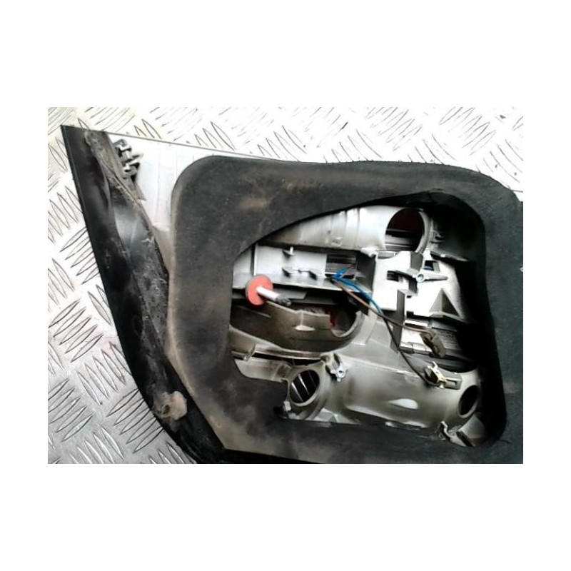 Feu arriere principal droit (feux) BMW SERIE 3 E93 CABRIO PHASE 2 d’occasion