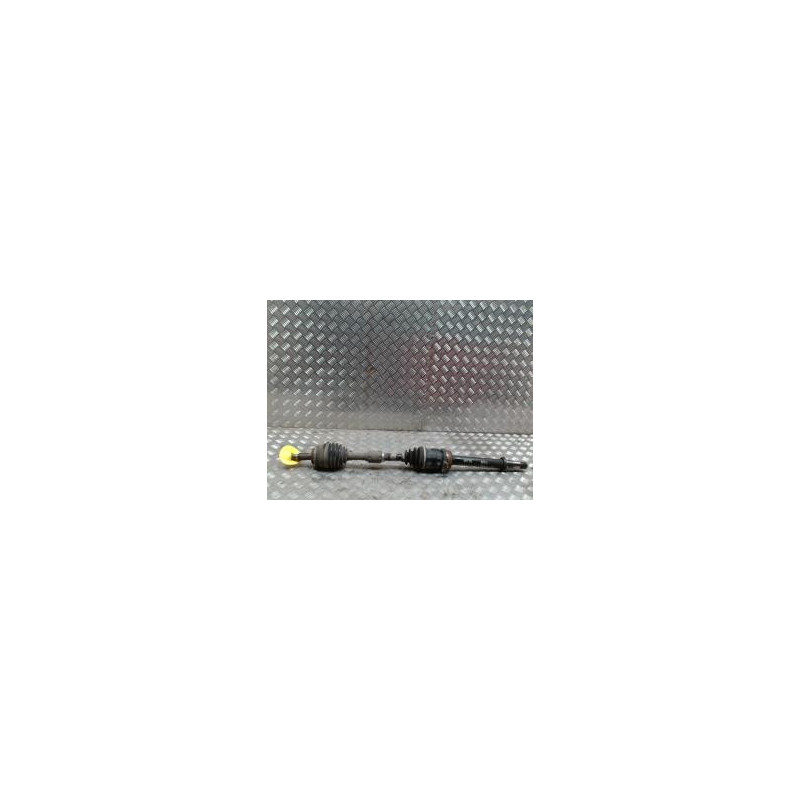 Cardan droit (transmission) TOYOTA COROLLA VERSO 2 PHASE 1 d’occasion