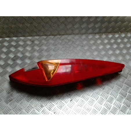 Feu arriere principal droit (feux) FIAT PUNTO 2 PHASE 1 d’occasion