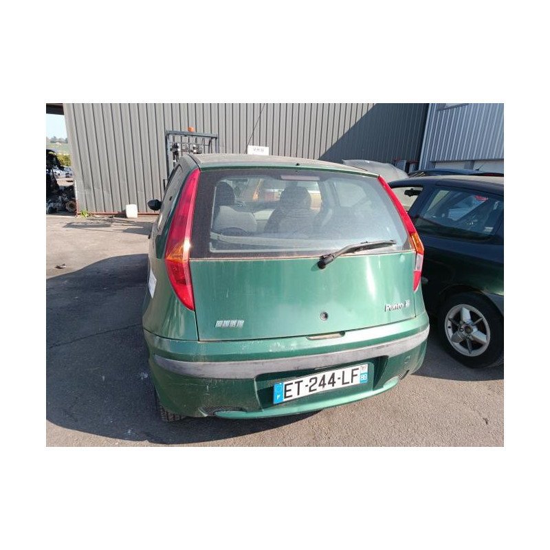 Feu arriere principal droit (feux) FIAT PUNTO 2 PHASE 1 d’occasion