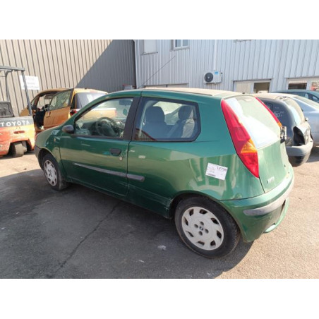 Feu arriere principal droit (feux) FIAT PUNTO 2 PHASE 1 d’occasion