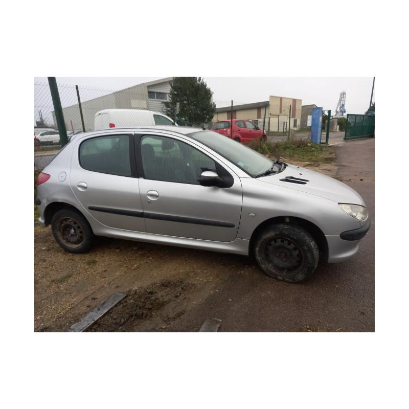 Moteur PEUGEOT 206 PHASE 2 d’occasion