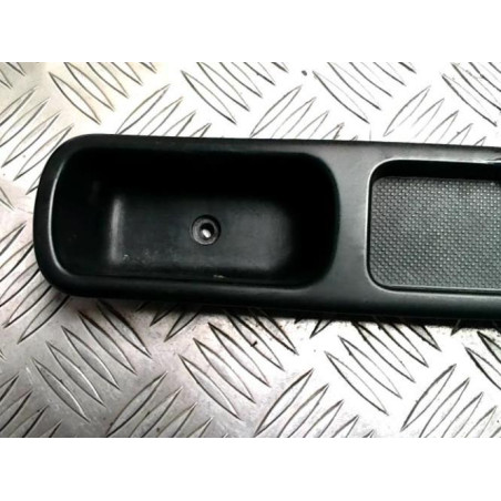 Interrupteur de leve vitre avant droit PEUGEOT 307 PHASE 1 d’occasion