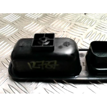 Interrupteur de leve vitre avant droit PEUGEOT 307 PHASE 1 d’occasion