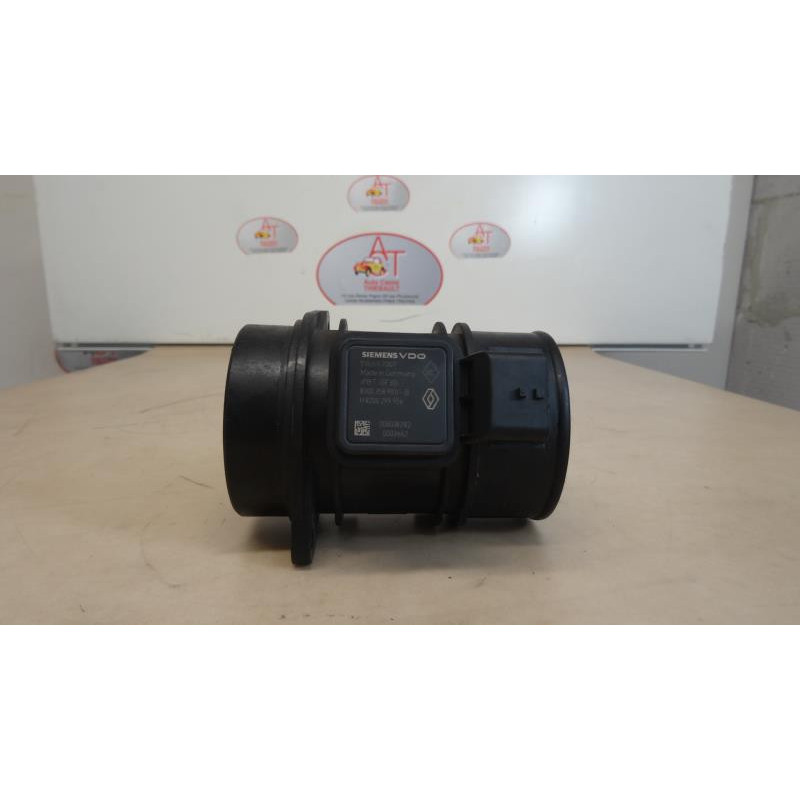 Debitmetre RENAULT CLIO III PHASE 1 d’occasion
