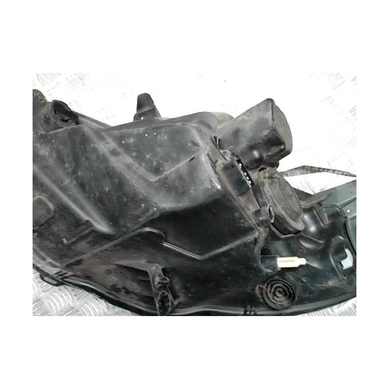 Optique avant principal droit (feux)(phare) PEUGEOT 1007 d’occasion