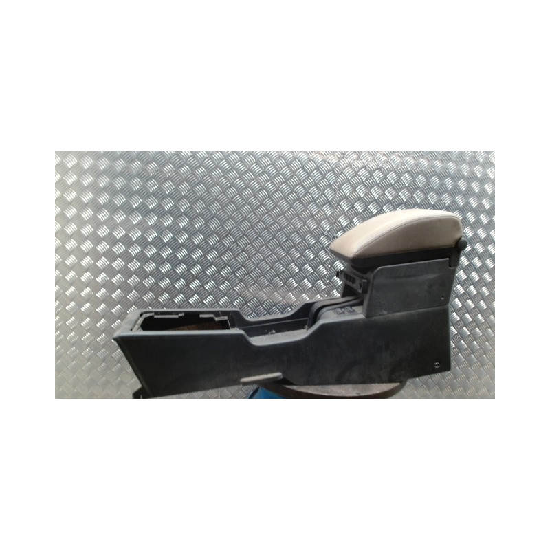 Console central (interieur plastique) NISSAN X-TRAIL 1 PHASE 1 d’occasion