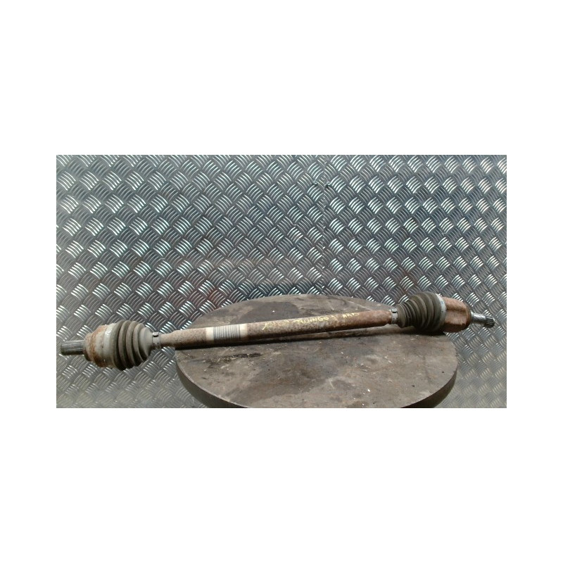 Cardan droit (transmission) RENAULT TWINGO 3 PHASE 1 d’occasion