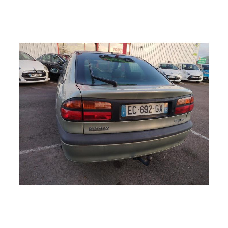 Moteur essuie glace arriere RENAULT LAGUNA 1 PHASE 2 d’occasion