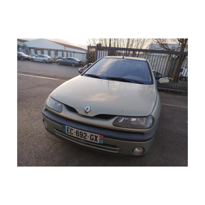 Moteur essuie glace arriere RENAULT LAGUNA 1 PHASE 2 d’occasion