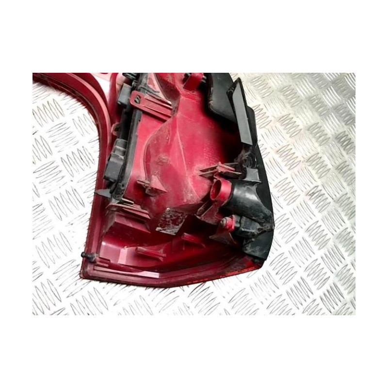 Feu arriere principal droit (feux) PEUGEOT 5008 1 PHASE 1 d’occasion