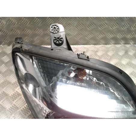 Optique avant principal droit (feux)(phare) RENAULT SCENIC 1 PHASE 2 d’occasion
