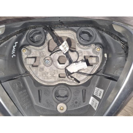 Volant FORD FIESTA 6 PHASE 2 d’occasion