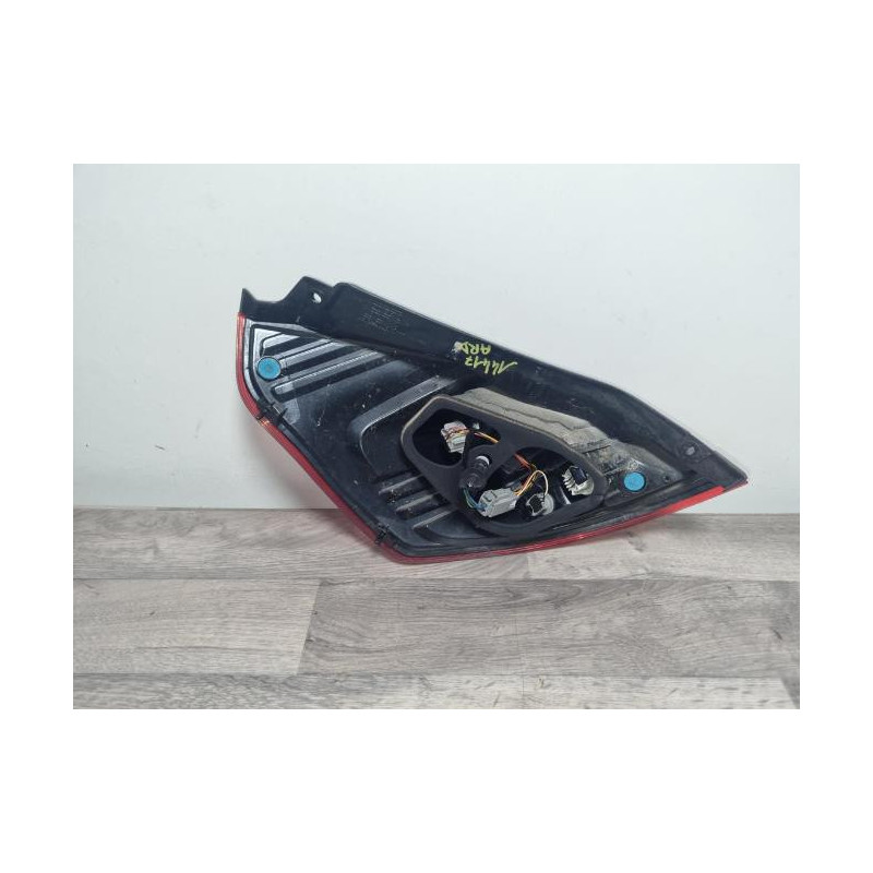 Feu arriere principal droit (feux) FORD FIESTA 6 PHASE 2 d’occasion