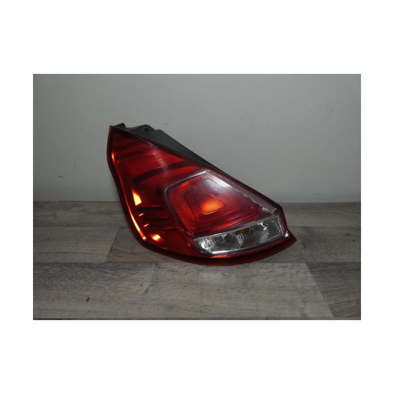 Feu arriere principal gauche (feux) FORD FIESTA 6 PHASE 2 d’occasion