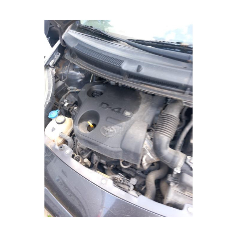 Feu arriere principal droit (feux) TOYOTA YARIS 2 PHASE 2 d’occasion