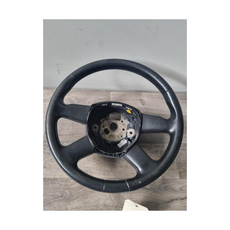 Volant AUDI A6 3 AVANT PHASE 1 BREAK d’occasion