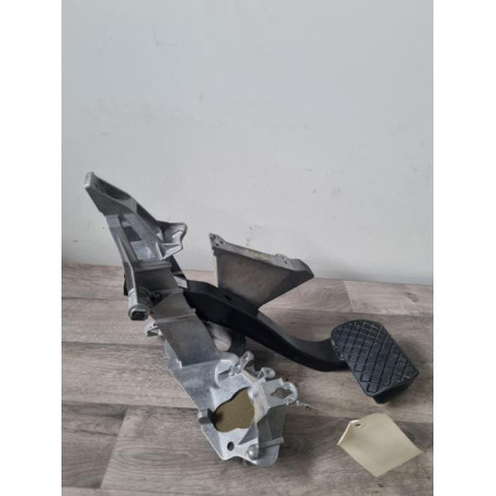 Pedale de frein AUDI A6 3 AVANT PHASE 1 BREAK d’occasion