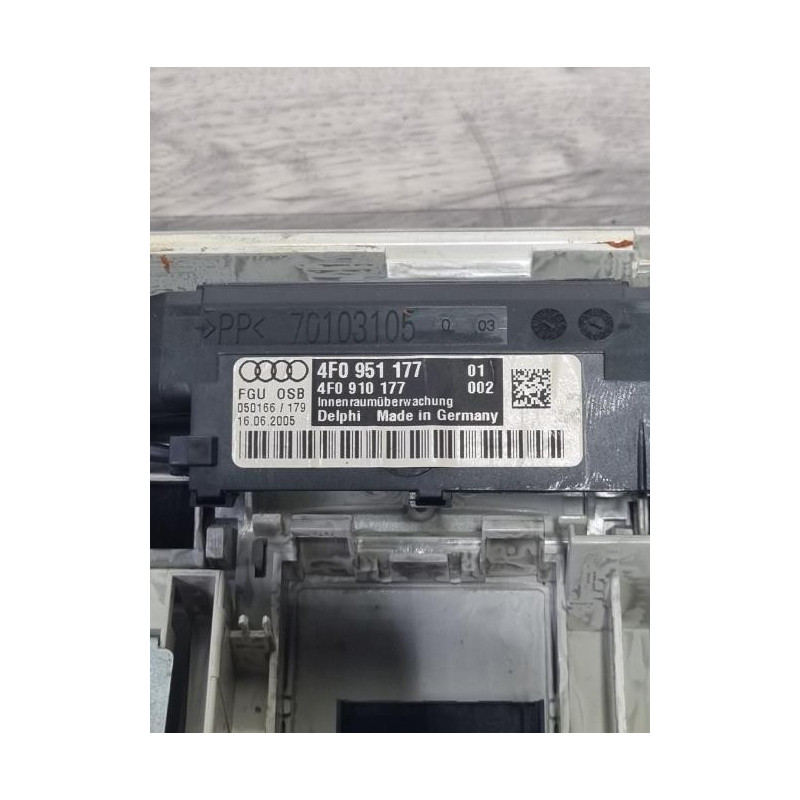 Eclairage de plafonnier AUDI A6 3 AVANT PHASE 1 BREAK d’occasion