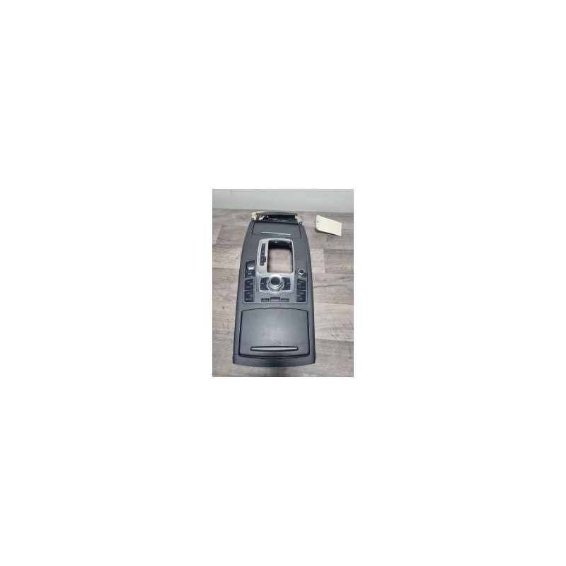 Console central (interieur plastique) AUDI A6 3 AVANT PHASE 1 BREAK d’occasion