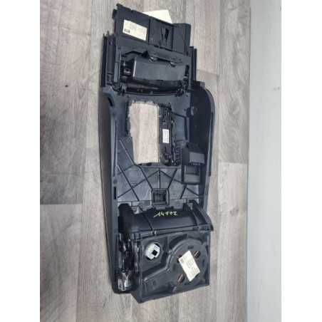 Console central (interieur plastique) AUDI A6 3 AVANT PHASE 1 BREAK d’occasion