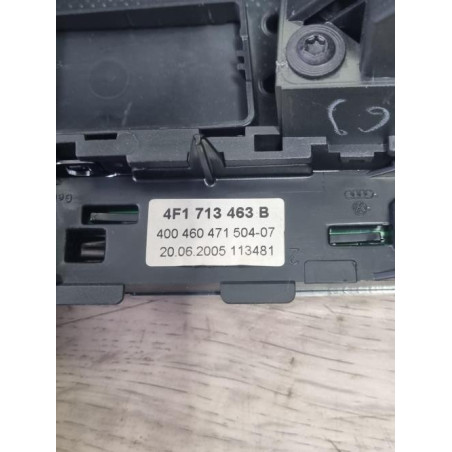 Console central (interieur plastique) AUDI A6 3 AVANT PHASE 1 BREAK d’occasion