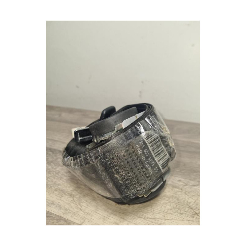 Ceinture arriere droit AUDI A6 3 AVANT PHASE 1 BREAK d’occasion