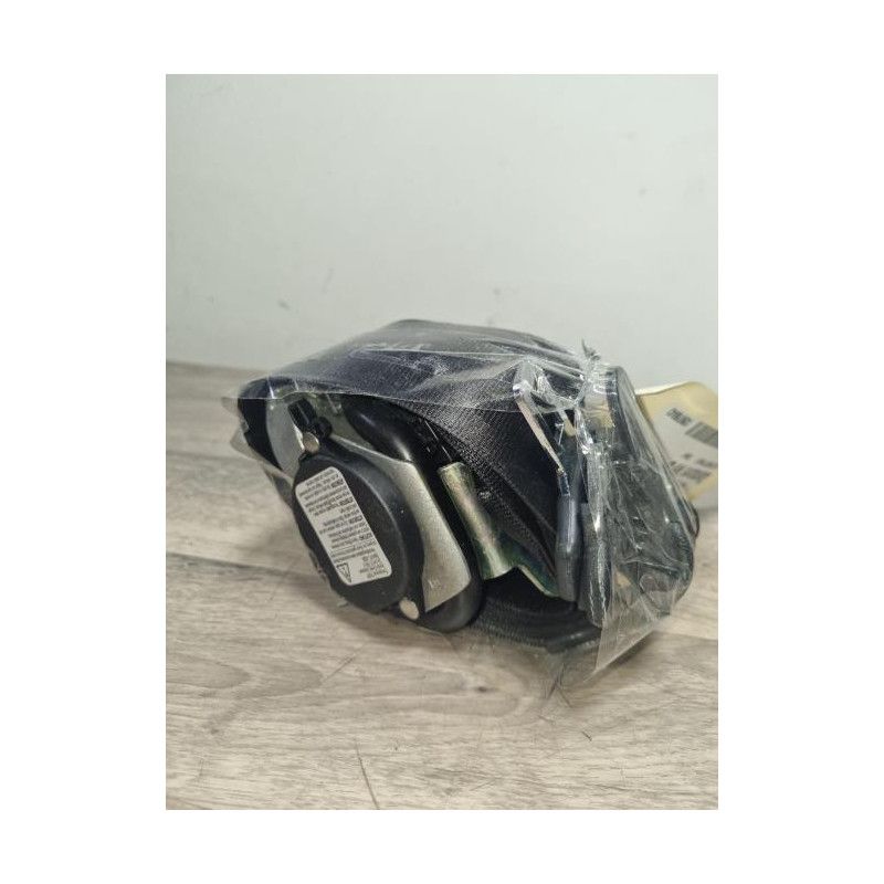 Ceinture avant droit AUDI A6 3 AVANT PHASE 1 BREAK d’occasion