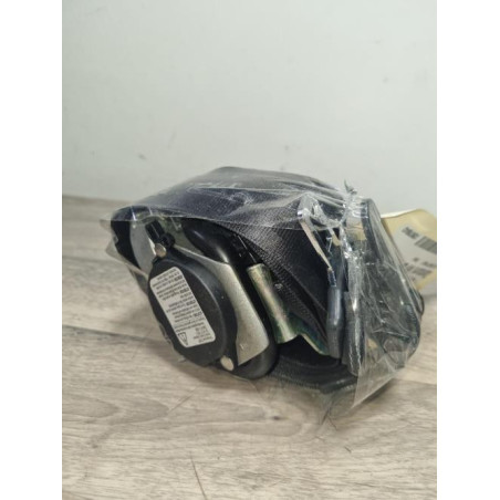 Ceinture avant droit AUDI A6 3 AVANT PHASE 1 BREAK d’occasion