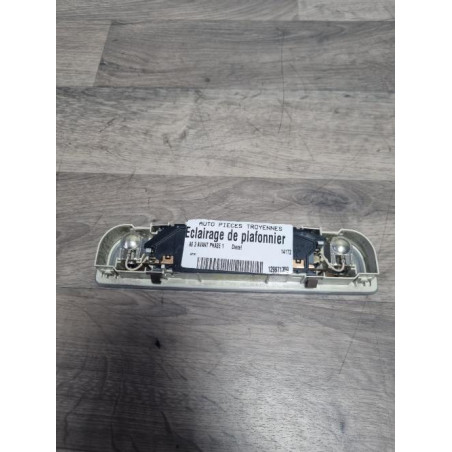 Eclairage de plafonnier AUDI A6 3 AVANT PHASE 1 BREAK d’occasion