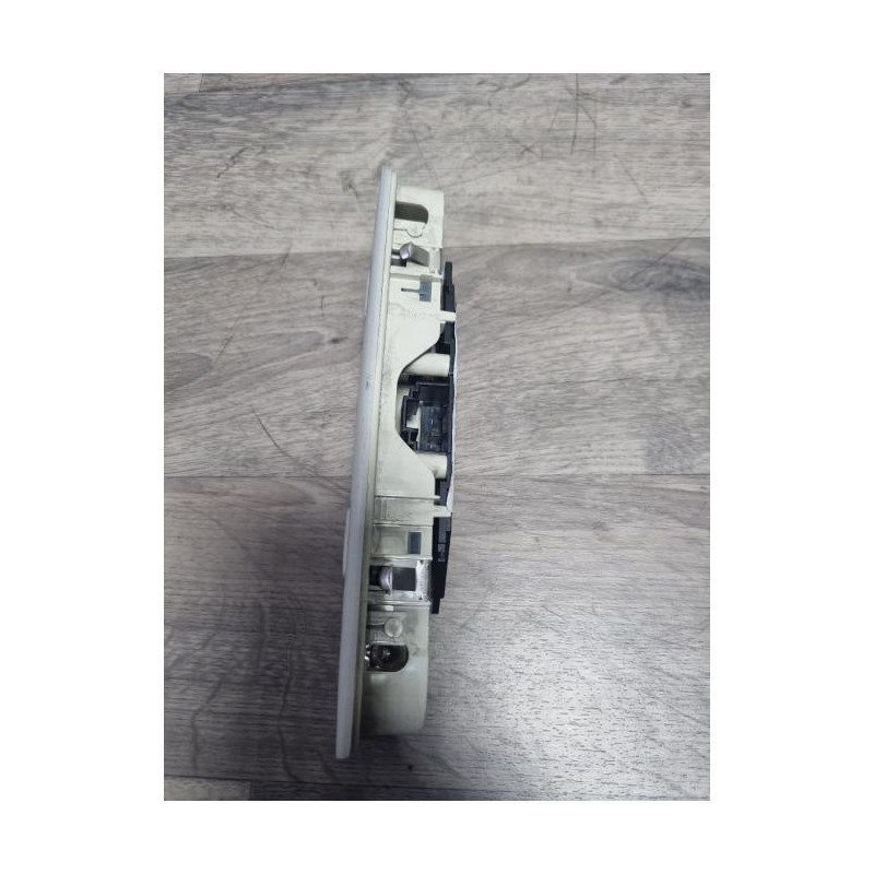 Eclairage de plafonnier AUDI A6 3 AVANT PHASE 1 BREAK d’occasion