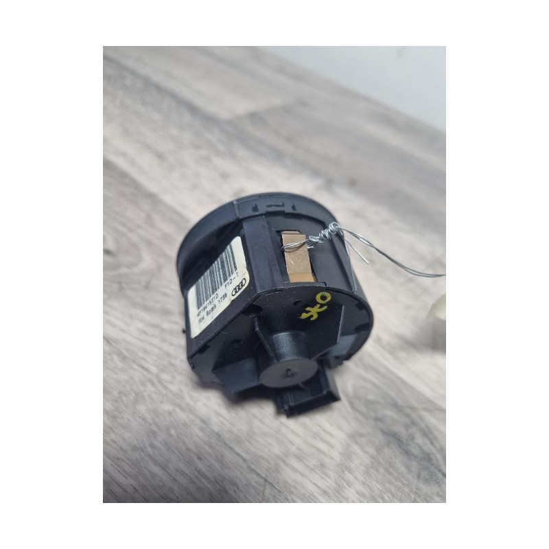 Commande de phare AUDI A6 3 AVANT PHASE 1 BREAK d’occasion