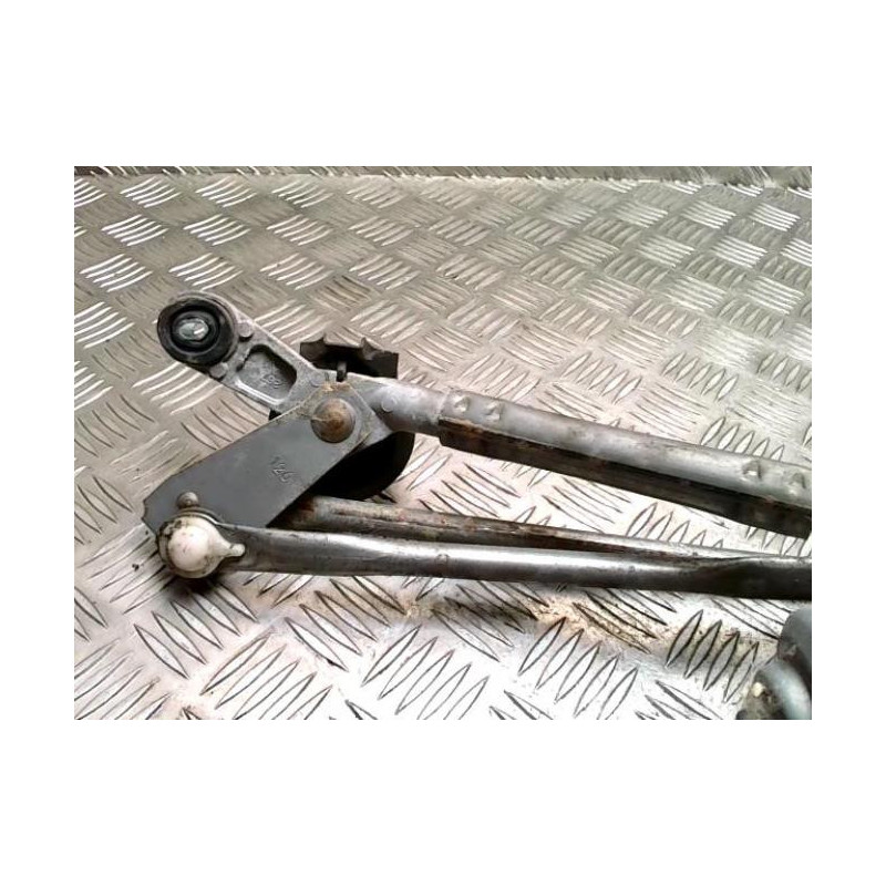 Moteur essuie glace avant TOYOTA URBAN CRUISER d’occasion