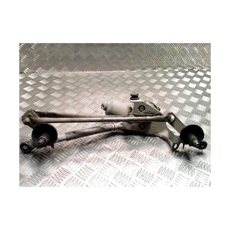 Moteur essuie glace avant TOYOTA URBAN CRUISER d’occasion