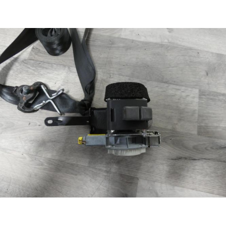 Ceinture avant droit FORD FIESTA 6 PHASE 2 d’occasion