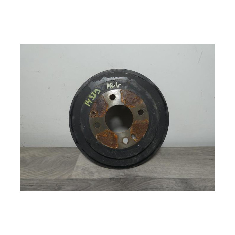 Tambour arriere gauche KIA RIO 4 PHASE 1 d’occasion