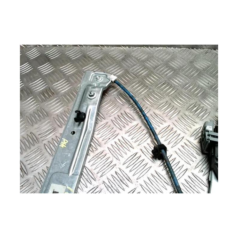 Leve vitre electrique avant droit CITROEN C3 PICASSO PHASE 1 d’occasion