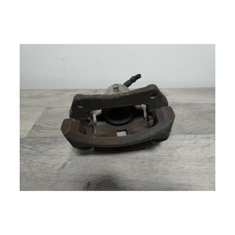 Etrier avant droit (freinage) FORD FIESTA 6 PHASE 2 d’occasion