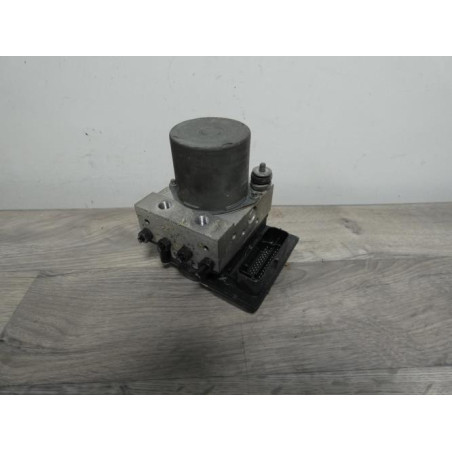 Bloc ABS (freins anti-blocage) AUDI A6 3 AVANT PHASE 1 BREAK d’occasion