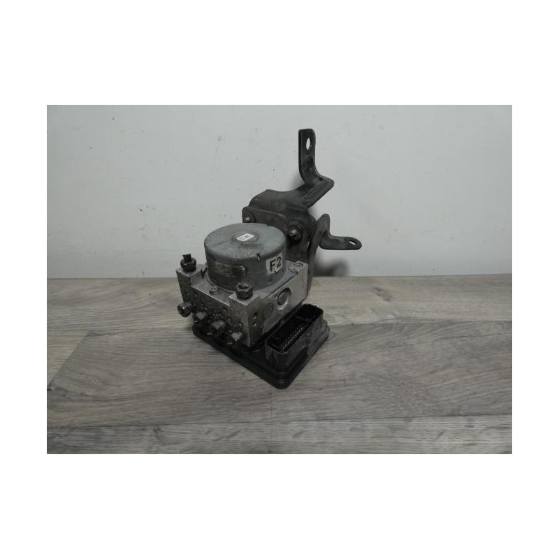 Bloc ABS (freins anti-blocage) FORD FIESTA 6 PHASE 2 d’occasion