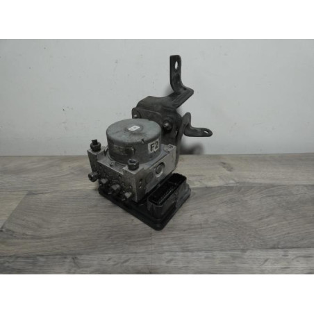 Bloc ABS (freins anti-blocage) FORD FIESTA 6 PHASE 2 d’occasion