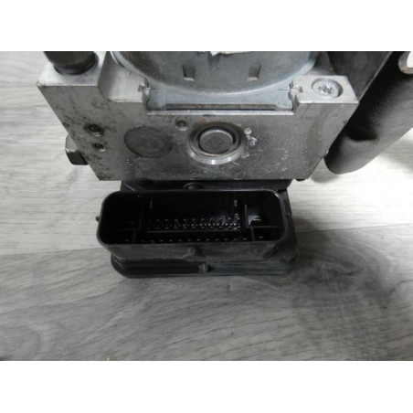 Bloc ABS (freins anti-blocage) FORD FIESTA 6 PHASE 2 d’occasion