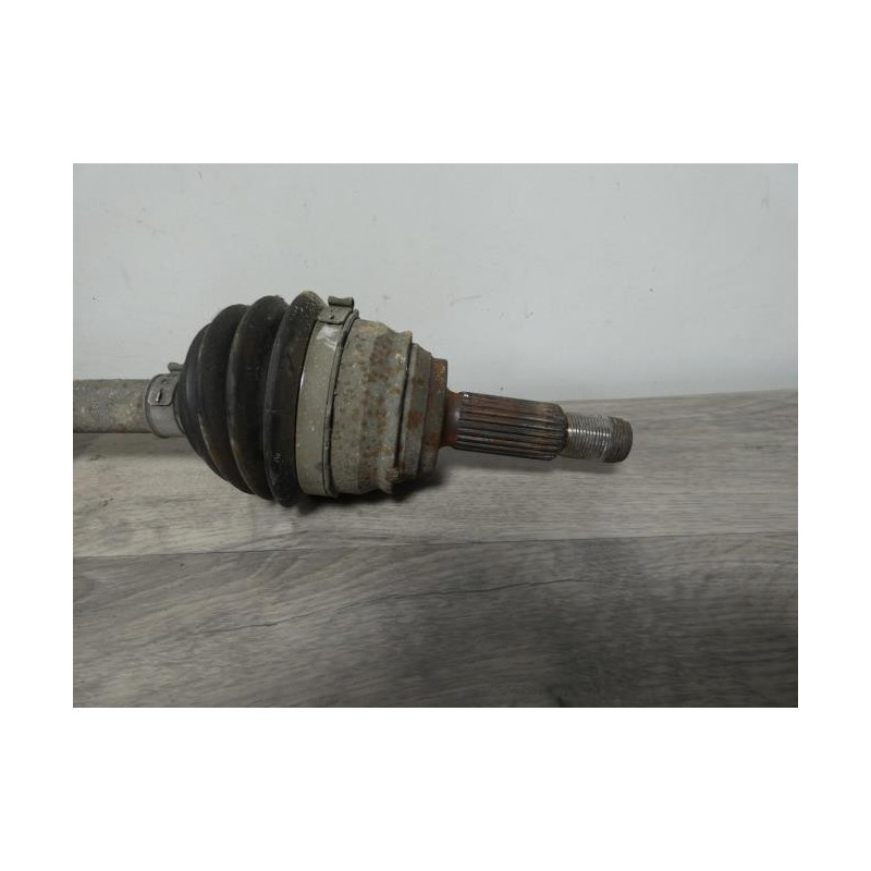 Cardan gauche (transmission) FORD FIESTA 6 PHASE 2 d’occasion