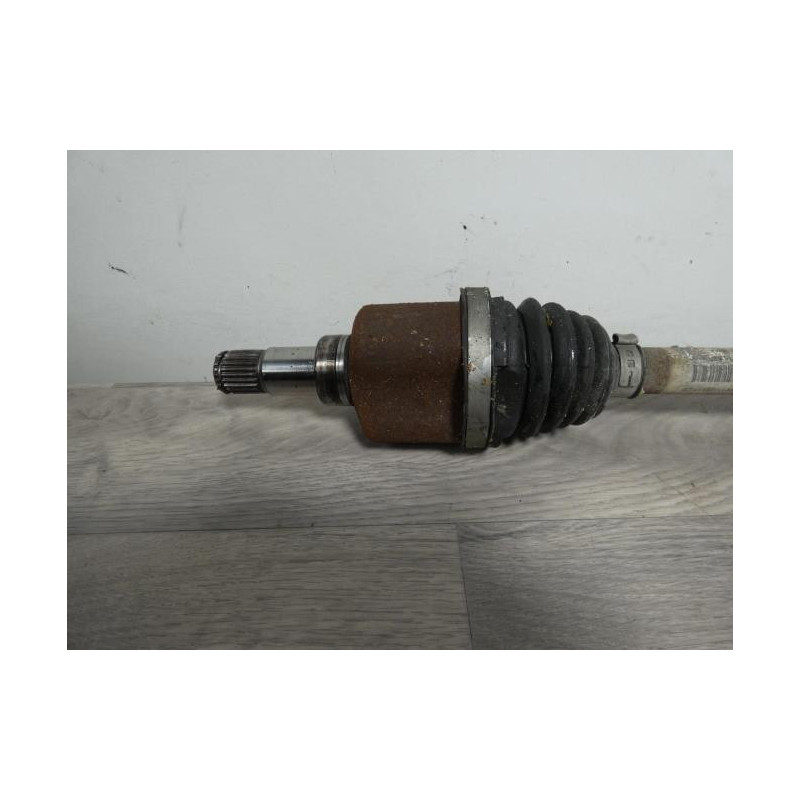 Cardan gauche (transmission) FORD FIESTA 6 PHASE 2 d’occasion