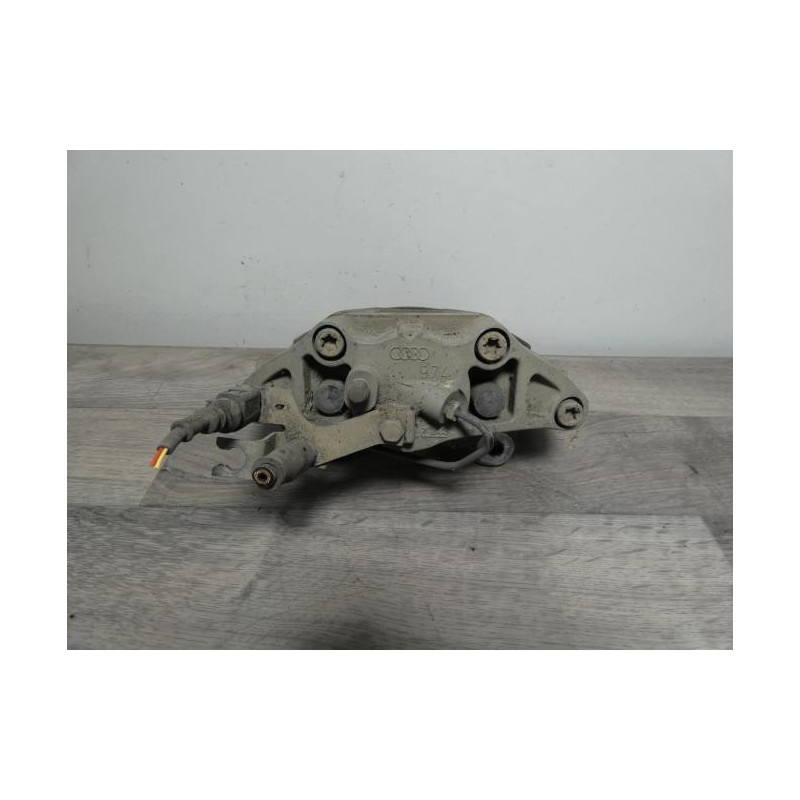 Etrier avant droit (freinage) AUDI A6 3 AVANT PHASE 1 BREAK d’occasion
