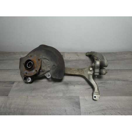 Fusee avant gauche AUDI A6 3 AVANT PHASE 1 BREAK d’occasion